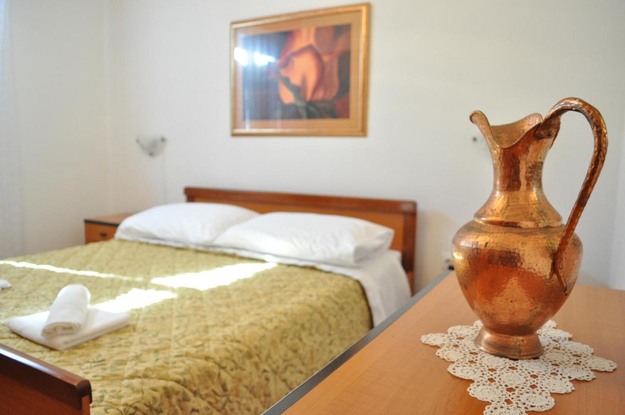 Apartman Ostrea *** Bale Zewnętrze zdjęcie